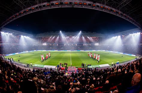 Historical grounds can be chosen as well. PSV Eerste Eredivisie Club in Nederland met LED ...