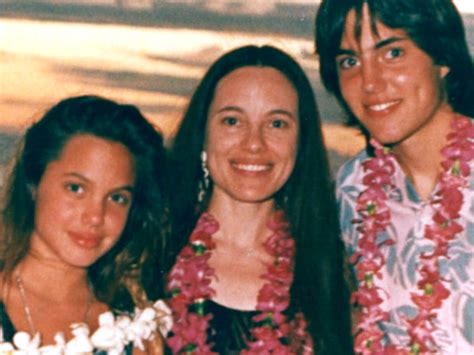 Angelina Jolies Mother Marcheline Bertrand Taught Daughter About Living Survival