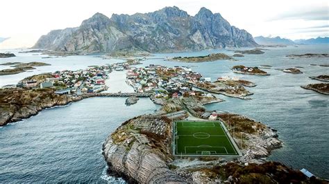 Map showing the location of henningsvær stadion in norway. The Most Impressive Football Stadiums On Earth | On The ...
