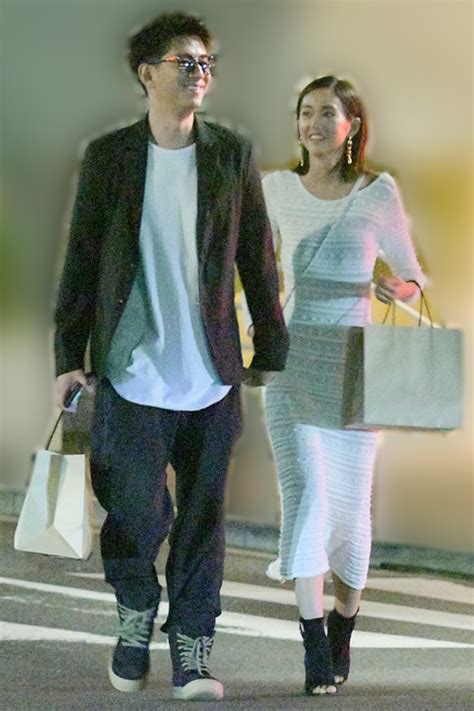 Search for text in self post contents. 桐谷美玲＆三浦翔平 美しすぎる手つなぎバースデーデート｜NEWS ...