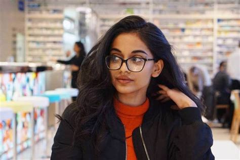 Banita began acting as a child in local stage and film productions when she signed her first agent at just 11 years old. Banita Sandhu Wiki, Biography, Age, Movies List, Images ...