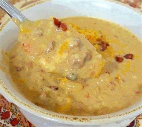 Cheeseburger soup is a delicious bowl of comfort food that is easy to make in 30 minutes! Slow Cooker Bacon Cheeseburger Soup | Recipe Goldmine