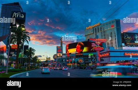 Sunset Famous Las Vegas Strip City Street Panorama 4k Time Lapse Nevada