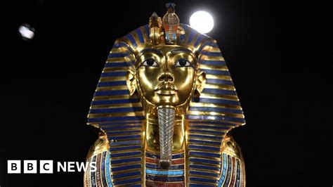 King Tutankhamun S Tomb Evidence Grows For Hidden Chamber Bbc News