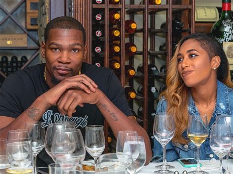 Kevin Durant Wedding Kevin Durant Got Back Together With His Fiance