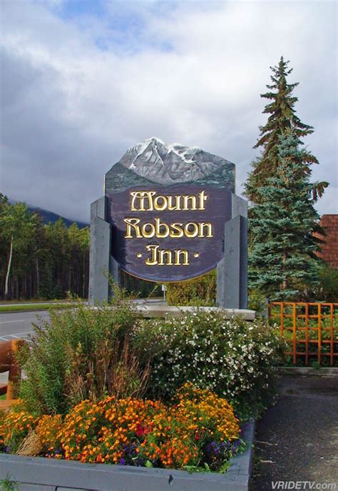 Mount Robson Inn Jasper Alberta Canada Photo And High Definition