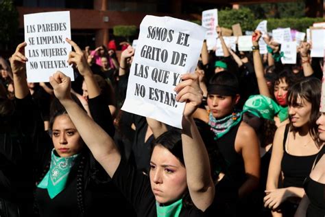 El Ataque Al Movimiento Feminista En México Semméxico