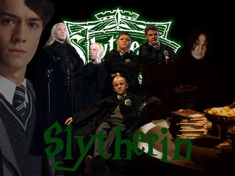 Slytherin Hogwarts House Rivalry Photo 17800969 Fanpop