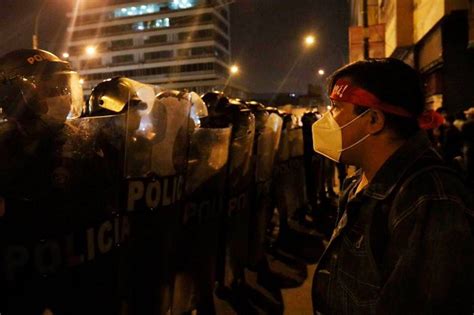 Protestas Y Represión En Perú Se Profundiza La Crisis Por La Polémica