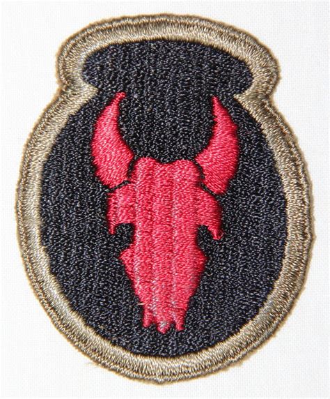 G203 Wwii Od Border Black Back 34th Infantry Division Patch B And B