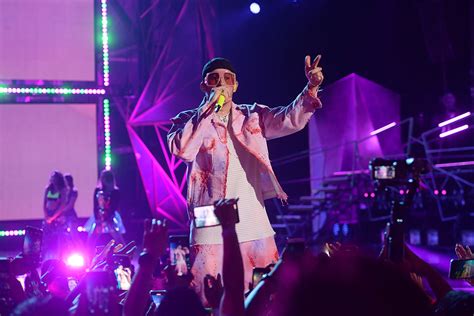 Bad Bunny Surprise Dropped A New Album And Fans Love It