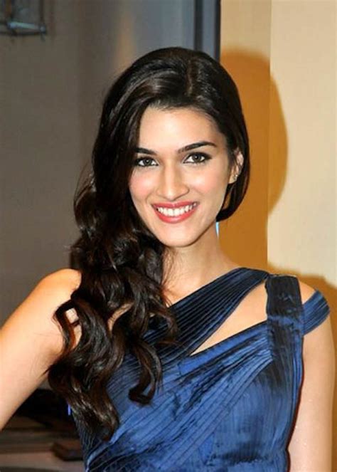 Kriti Sanon Height Weight Body Statistics Biography Healthy Celeb