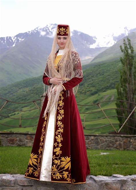 Ossetia Women Traditional Costume Dancers North Caucasus People 民族衣装