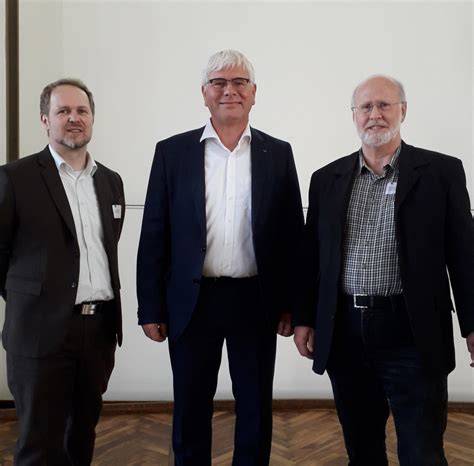 Items gesellschaft für informationstechnologie, kommunikation und organisation münster mbh hafenweg 7 in münster hafen, ☎ telefon 0251 20831000 mit ⌚ öffnungszeiten und anfahrtsplan. Jobhub IT 2019 | Wirtschaftswissenschaftliche Fakultät