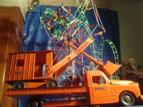 More images for wheel of fortune clam digger » 1940 STRUCTO LOWBOY WITH CLAM DIGGER CRANE | Lowboy ...