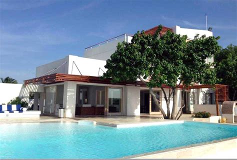 Vivienda nueva con 2 dormitorios 1 baño y un patio particular de 30 metros salón con balcón ideal para. Alquiler de Casa en La playa | Cartagena de Indias Boquilla