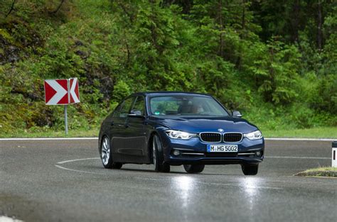 Jaguar xe s versus bmw 3 series 340i sport