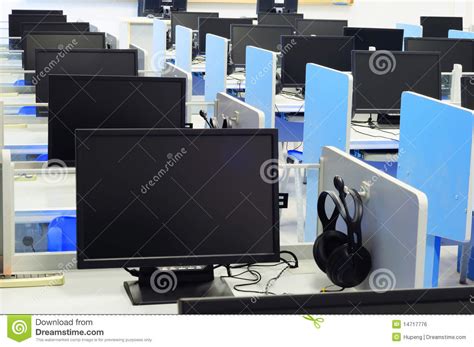 Computer Room Stock Photo Image Of Classroom Break 14717776