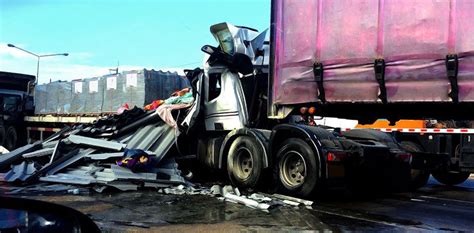 Why Are Semi Truck Accidents So Deadly Begum Law Group Injury Lawyers