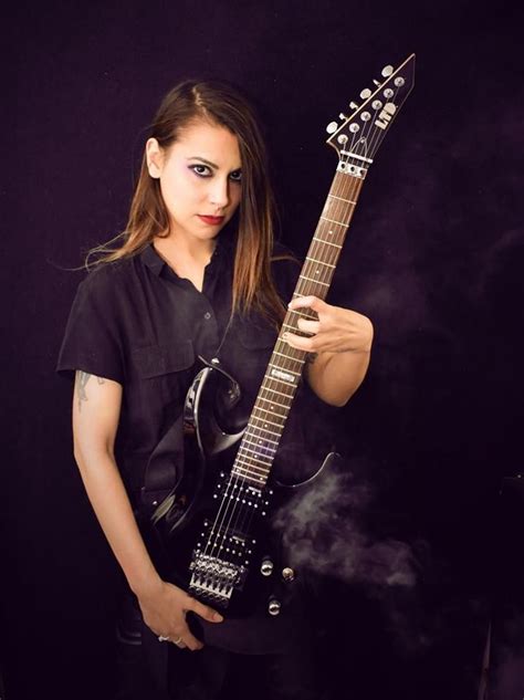 Pin By Truth In Shredding On Shreddelicious Female Guitarist