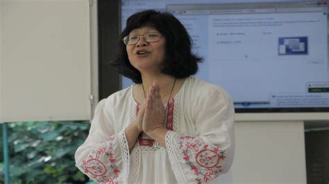 Megawati juga mengucapkan terima kasih kepada senat akademik, dewan guru besar dan segenap civitas akademika unhan. Profil: Shierly Megawati Purnomo, cahaya kebajikan dari ...