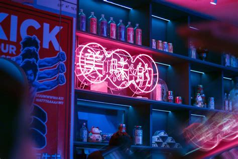 3 Major Differences Between Led Neon Signs And Traditional Glass Neon