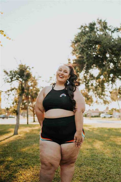 pin on fatshionistas plus size style