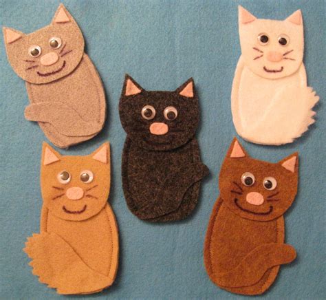 5 Cat Finger Puppets With Rhyme Handcrafted From Felt Etsy