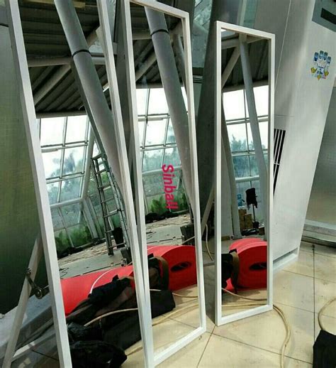 Lemari Aluminium Kaca Cermin | Inspirasi Rumah