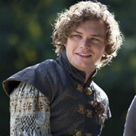 Ser loras tyrell is a knight of house tyrell and the third son of lord mace tyrell. Loras Tyrell - Píseň ledu a ohně - POSTAVY.cz