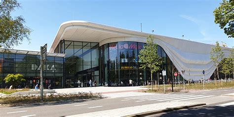 Scentre group, which now owns and operates the australian and new zealand westfield shopping centre portfolio; Westfield Mall of the Netherlands | Alphaplan
