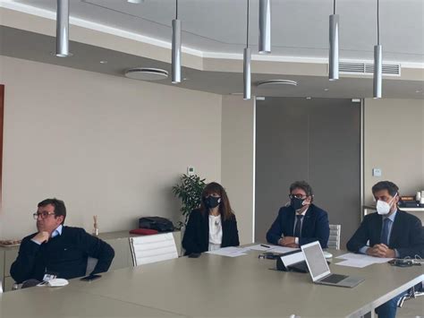 May 07, 2021 · in questa pagina sono pubblicati tutti i voli in partenza e in arrivo dell'aeroporto di catania, suddivisi per fascia oraria.gli orari pubblicati sono di responsabilità delle singole compagnie aeree operanti sullo scalo e possono essere soggetti a variazioni senza preavviso da parte delle stesse. Ryanair lancia l'operativo estivo da Catania | Aeroporto ...