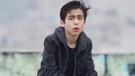 A collection of the top 46 aidan gallagher wallpapers and backgrounds available for download for free. The Umbrella Academy 2: chi è Aidan Gallagher, Numero 5