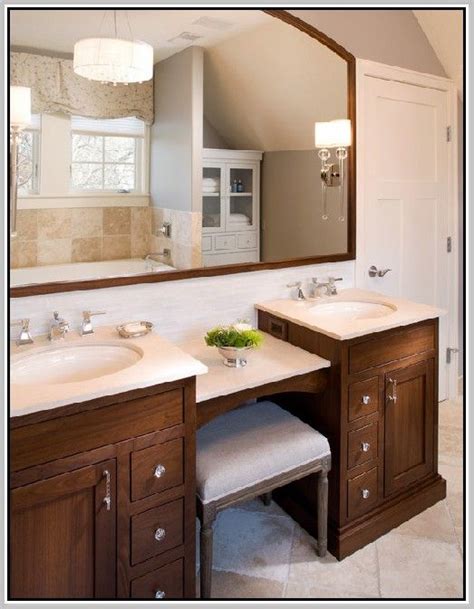 How the bathroom lighting is selected and placed depends on the size and layout of your bathroom. Double Sink Vanity 60 Inch. I don't like the style but I like the use of stor… | Traditional ...