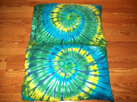 2 Tie Dye Pillow Cases Set Of 2 Tie Dye Pillows Tie Dye Etsy