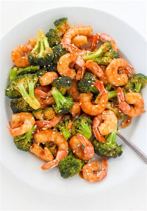 Remove the shrimp from the pan and set aside. 20-Minute Skinny Sriracha Shrimp and Broccoli - Baker by ...