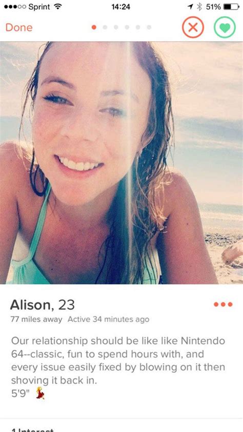 23 Hilarious Bios You Would Only Ever Find On Tinder Tinder Humor Funny Tinder Profiles