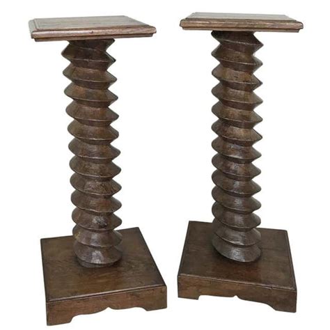 Early 20th Century Pair Of Marble Pedestals With Bronze Details At 1stdibs