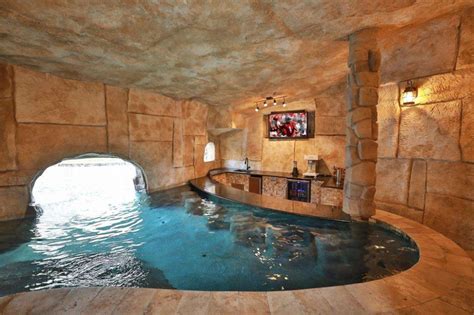 There are three main types used in landscaping: Jaw-dropping $12M palatial Magnolia estate houses three ...