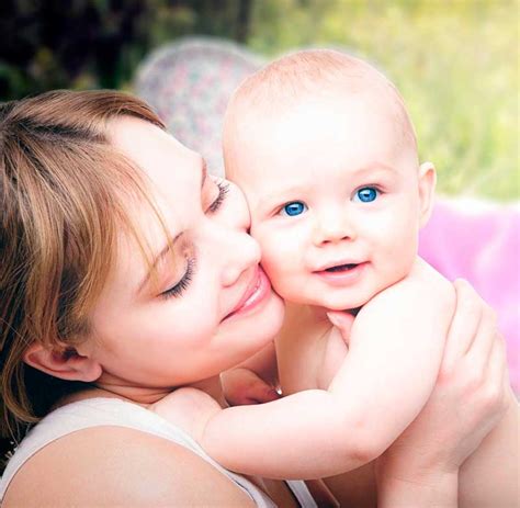 ¿por Qué Se Celebra El Día De La Madre El Primer Domingo De Mayo