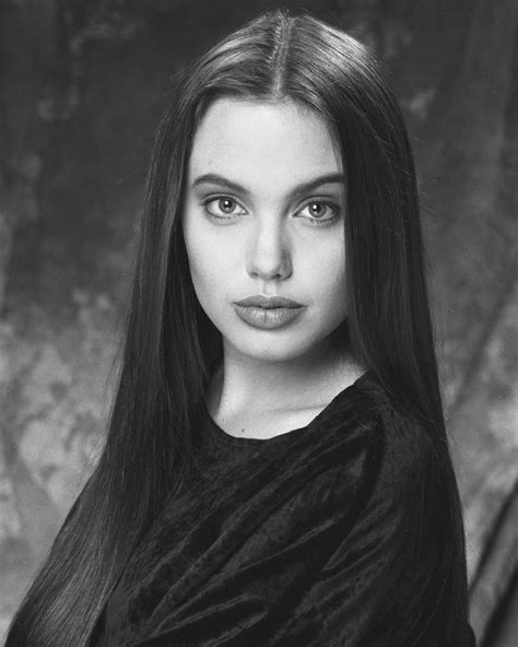 A Young Angelina Jolie Young Celebrities Beautiful Celebrities Most
