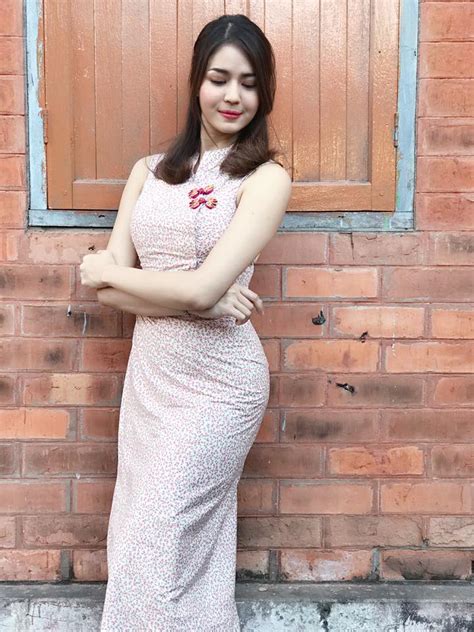 May Sue Maung In Beautiful Myanmar Outfit Fashion
