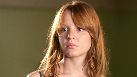 Claire Fisher Played By Lauren Ambrose On Six Feet Under Official