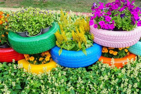 29 Flower Tire Planter Ideas For Your Yard And Home Home Stratosphere