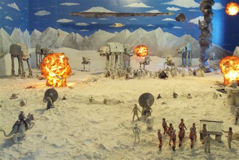 This is a one off diorama of the battle of hoth from star wars: Man Builds Incredible 140-Foot Battle of Hoth Diorama in ...