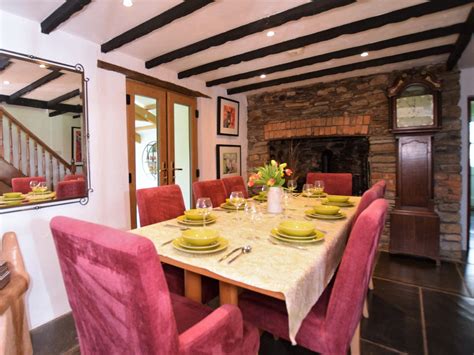 Check spelling or type a new query. 4 Bedroom Cottage in Bude - Dog Friendly Cottage in Bude ...