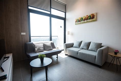 Compare hotel prices and find an amazing price for the kl sentral bangsar suites (est) house / apartment in kuala lumpur. Luxury Suites Asia | KL Bangsar Sentral (EST)