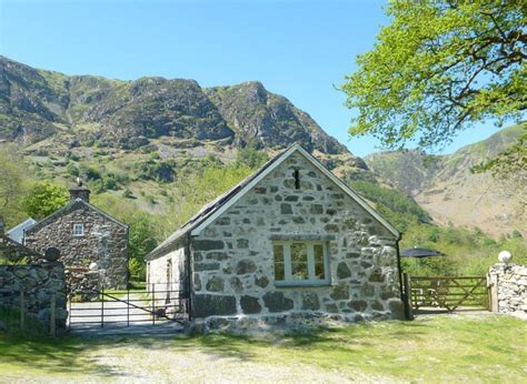 The 10 Best Snowdonia National Park Cottages Log Cabins With Prices Book Holiday Cottages