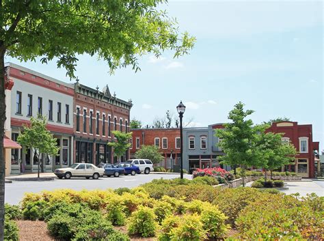 Best Southern Small Towns To Live In