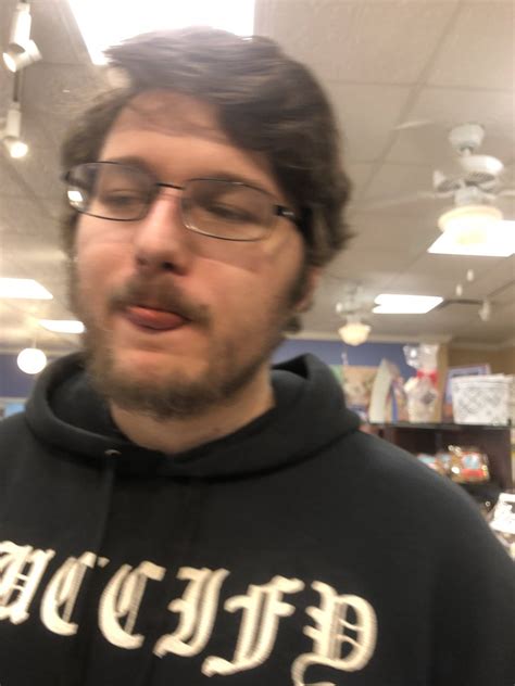 Swaggersouls face reveal backwards *hidden message* read description. Howtobasic Face Reveal How To Basic - Howto Techno